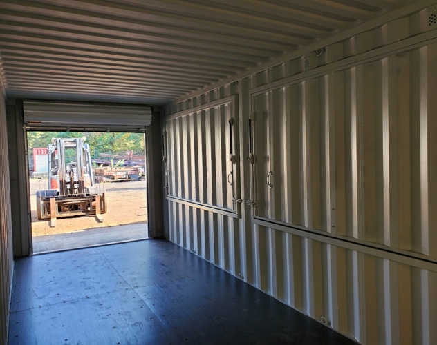 Serving container bar concession windows